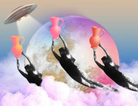August 2025’s Aquarius Full Moon Brings Wildcard Energy—Here’s Why